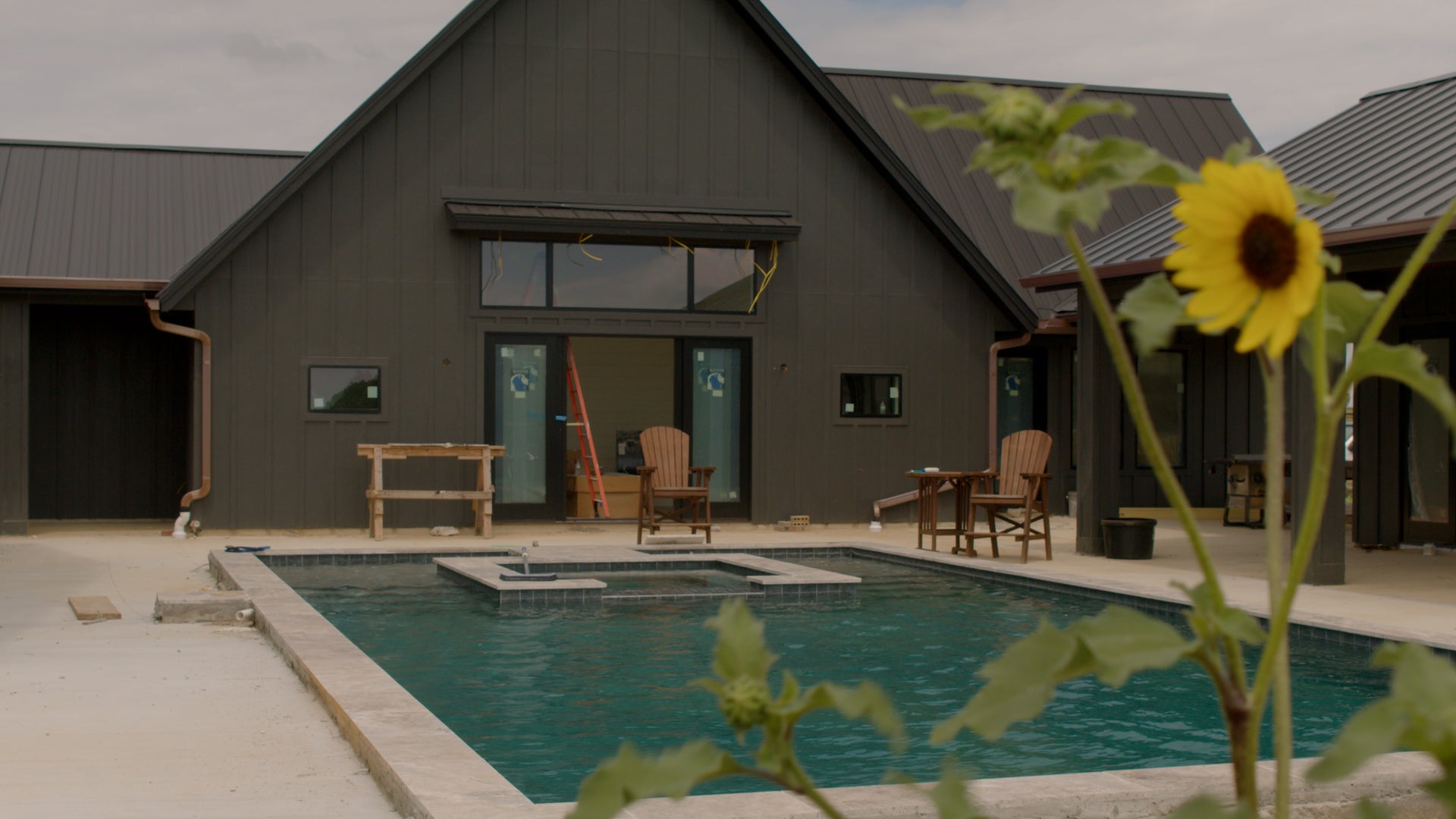 PH Client Builds Shiner Texas Video BG4